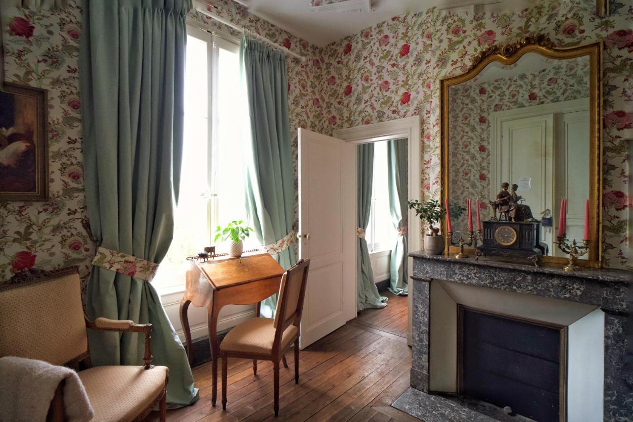 Manoir De La Salle Du Roc Bourré Buitenkant foto